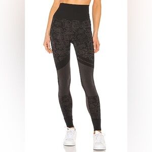 Adidas by Stella McCartney Essentials Seamless Patterned Leggings, L, NWOT